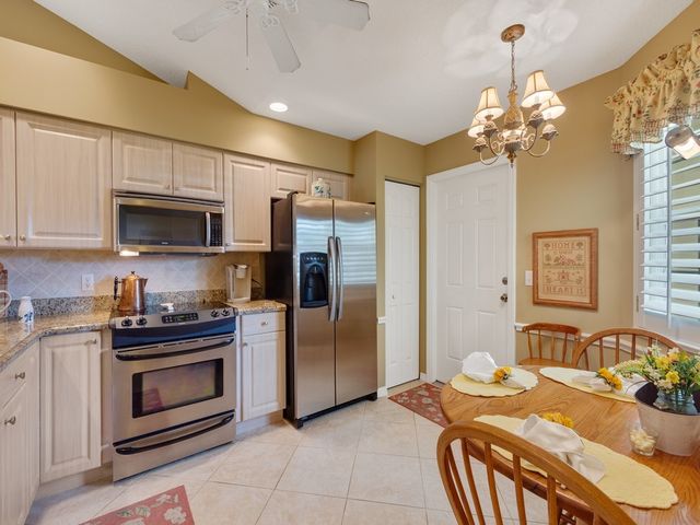 524 6th Street, Vero Beach, FL 32962