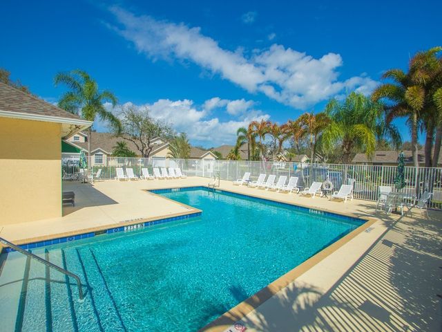 524 6th Street, Vero Beach, FL 32962