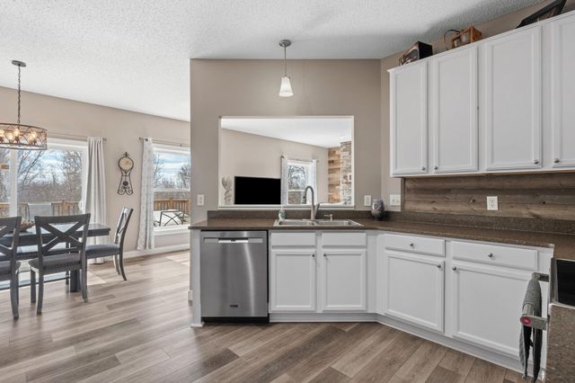 10862 187th Avenue NW, Elk River, MN 55330