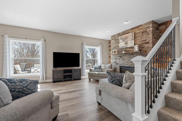 10862 187th Avenue NW, Elk River, MN 55330