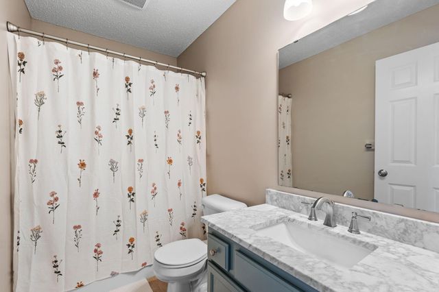 10862 187th Avenue NW, Elk River, MN 55330