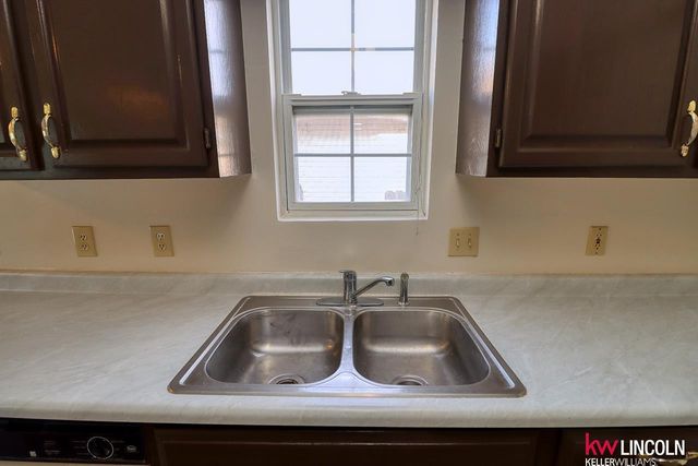 305 W Belmont Avenue, Lincoln, NE 68521