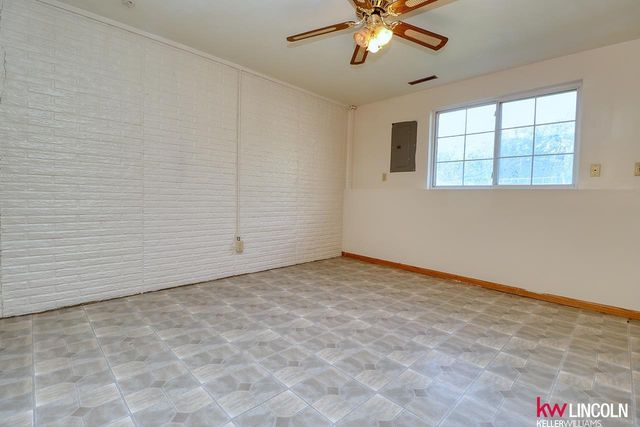 305 W Belmont Avenue, Lincoln, NE 68521