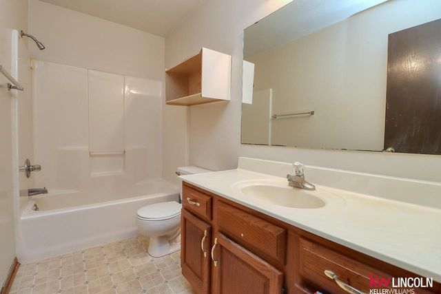 305 W Belmont Avenue, Lincoln, NE 68521