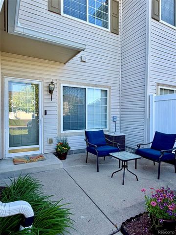 26728 Ashton Drive, Woodhaven, MI 48183