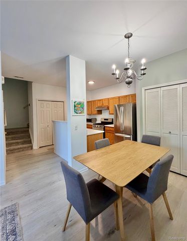 26728 Ashton Drive, Woodhaven, MI 48183