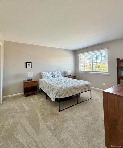 26728 Ashton Drive, Woodhaven, MI 48183