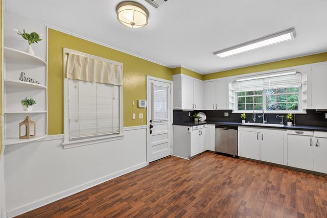 136 Lynn Avenue, Shreveport, LA 71105