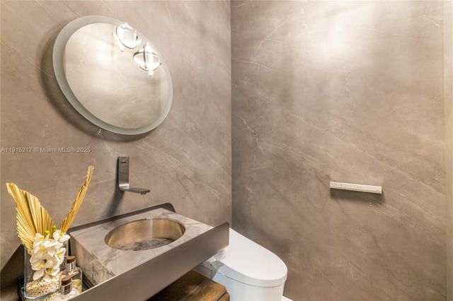 8941 SW 65th Ct 8941, Pinecrest, FL 33156