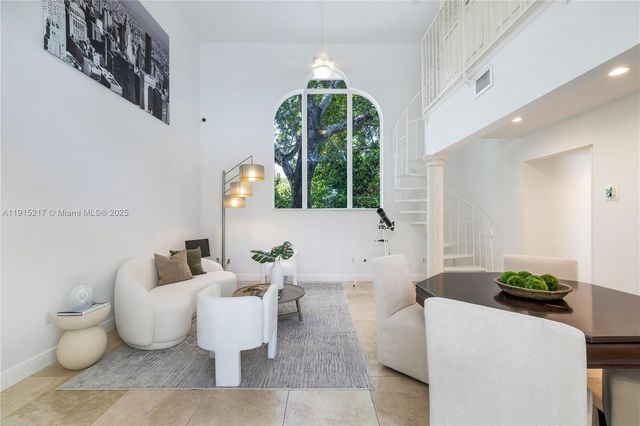 8941 SW 65th Ct 8941, Pinecrest, FL 33156