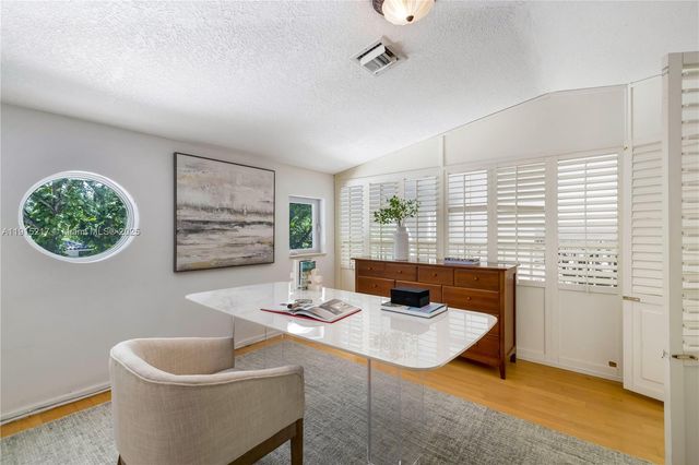 8941 SW 65th Ct 8941, Pinecrest, FL 33156