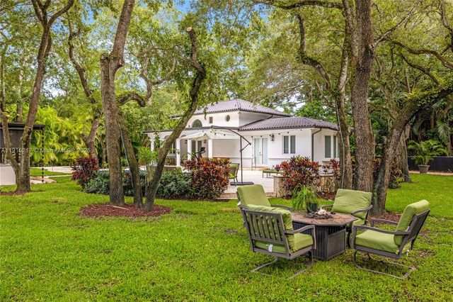 8941 SW 65th Ct 8941, Pinecrest, FL 33156