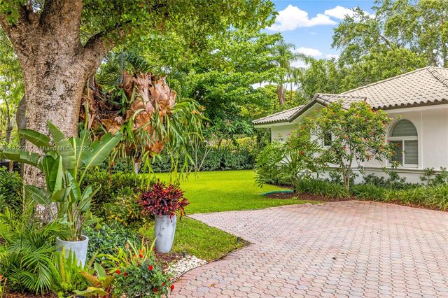 8941 SW 65th Ct 8941, Pinecrest, FL 33156