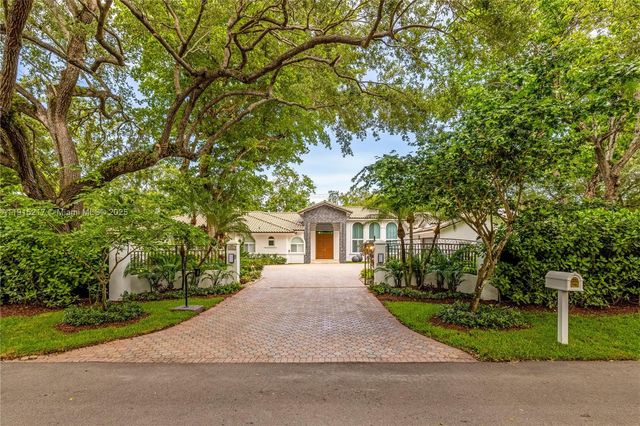 8941 SW 65th Ct 8941, Pinecrest, FL 33156