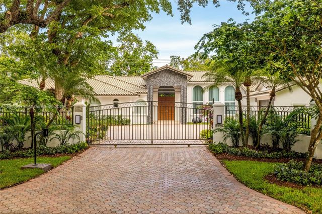 8941 SW 65th Ct 8941, Pinecrest, FL 33156