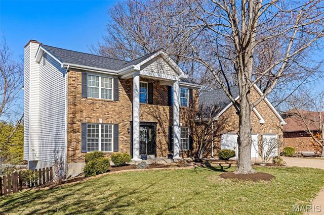 11715 Hedgefield Lane, Sunset Hills, MO 63126