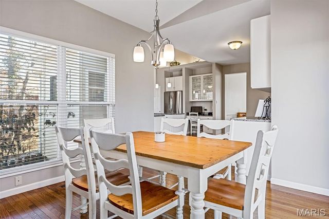 11715 Hedgefield Lane, Sunset Hills, MO 63126