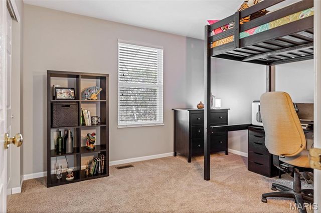 11715 Hedgefield Lane, Sunset Hills, MO 63126