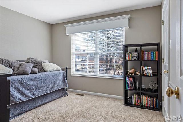 11715 Hedgefield Lane, Sunset Hills, MO 63126