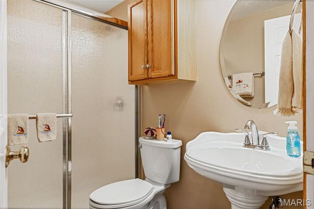 11715 Hedgefield Lane, Sunset Hills, MO 63126