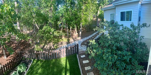 11715 Hedgefield Lane, Sunset Hills, MO 63126