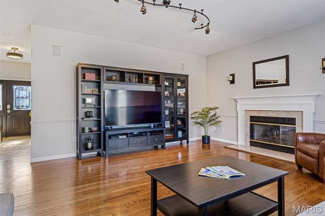 11715 Hedgefield Lane, Sunset Hills, MO 63126