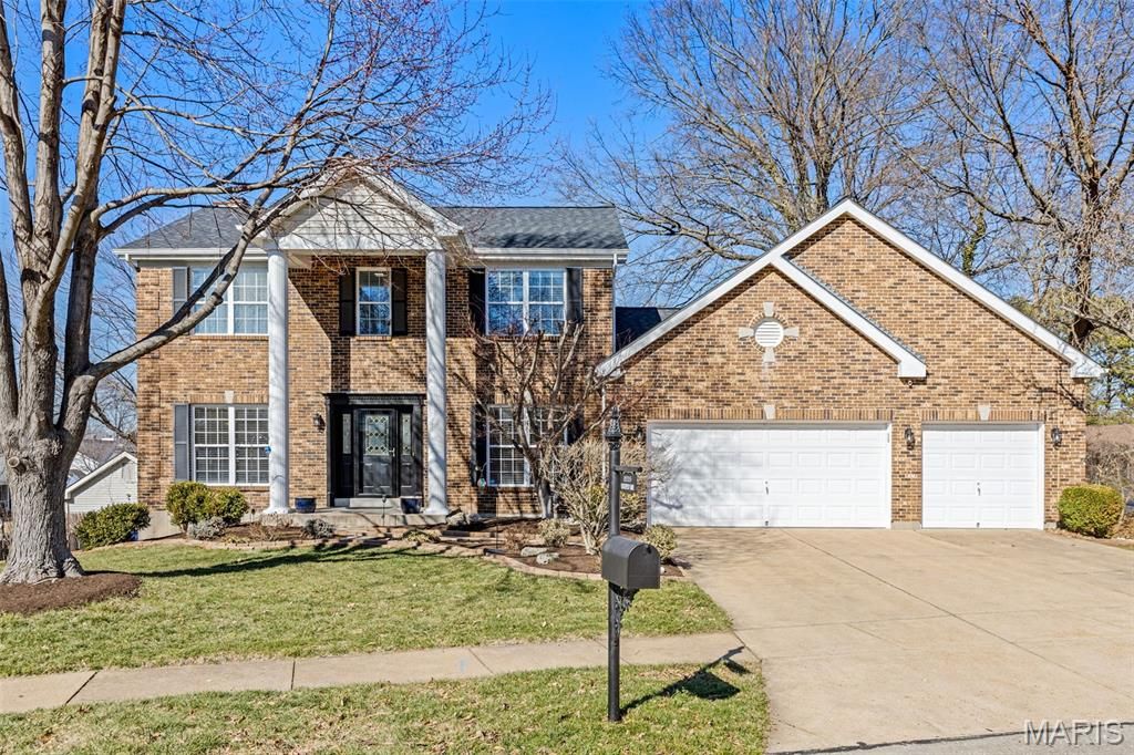 11715 Hedgefield Lane, Sunset Hills, MO 63126