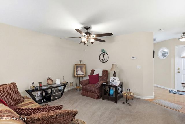 1041 Bridgeport Way, Leland, NC 28451