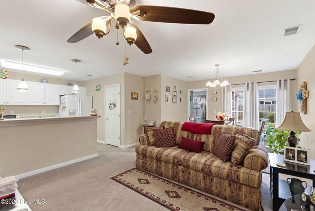 1041 Bridgeport Way, Leland, NC 28451