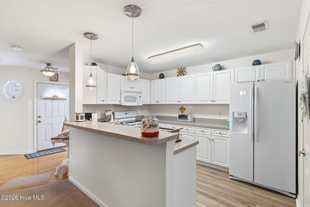 1041 Bridgeport Way, Leland, NC 28451