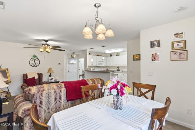 1041 Bridgeport Way, Leland, NC 28451