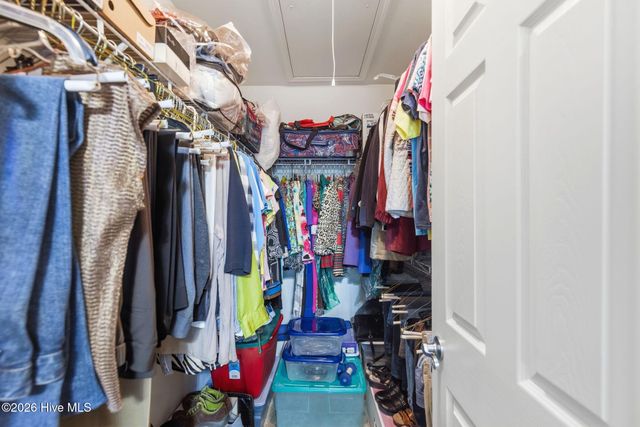 1041 Bridgeport Way, Leland, NC 28451