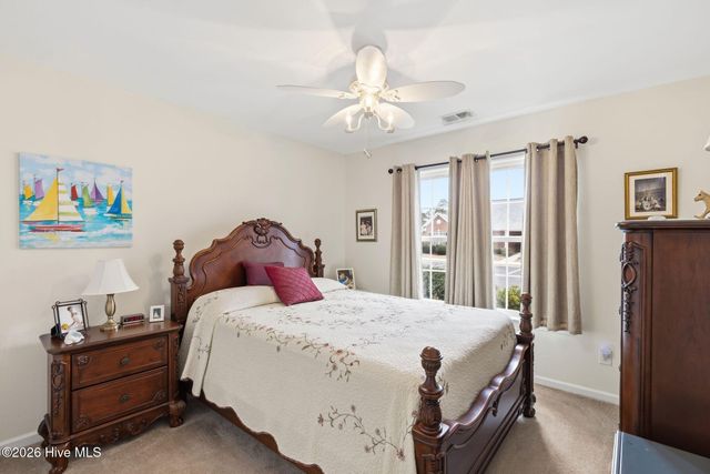 1041 Bridgeport Way, Leland, NC 28451