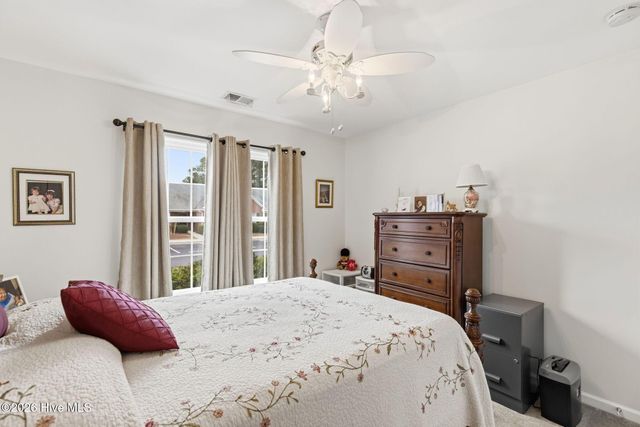 1041 Bridgeport Way, Leland, NC 28451