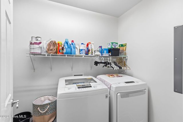 1041 Bridgeport Way, Leland, NC 28451