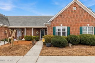 1041 Bridgeport Way, Leland, NC 28451