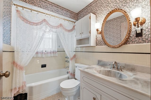 150 Darling Ave, Bloomfield Twp., NJ 07003