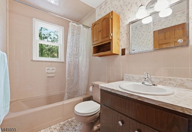 150 Darling Ave, Bloomfield Twp., NJ 07003