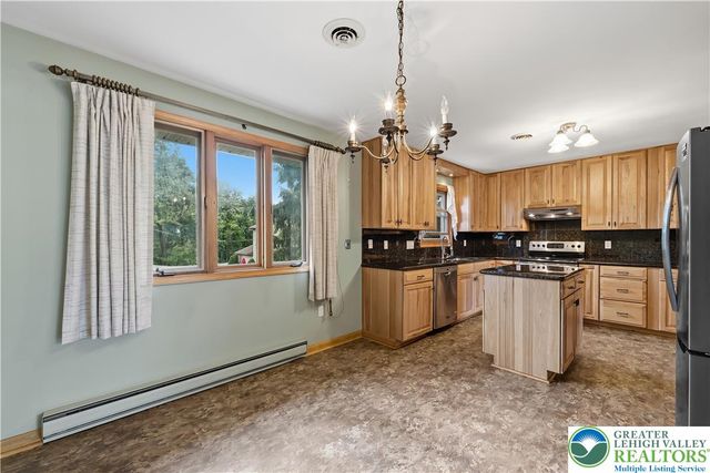 800 Maryland Street, Whitehall Twp, PA 18052