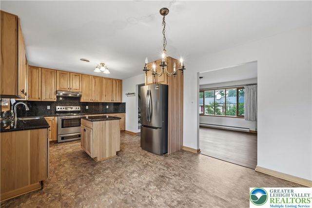 800 Maryland Street, Whitehall Twp, PA 18052