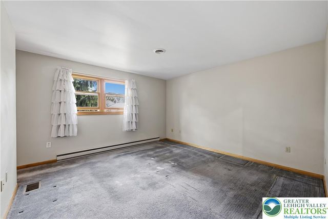 800 Maryland Street, Whitehall Twp, PA 18052