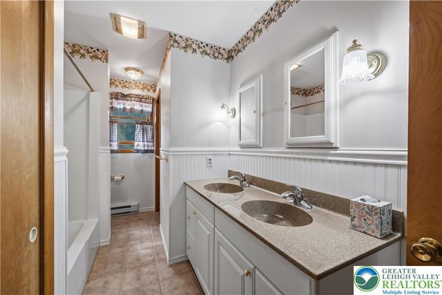 800 Maryland Street, Whitehall Twp, PA 18052