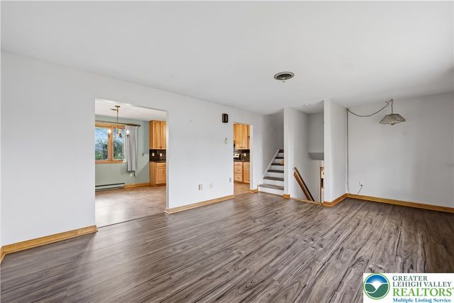 800 Maryland Street, Whitehall Twp, PA 18052