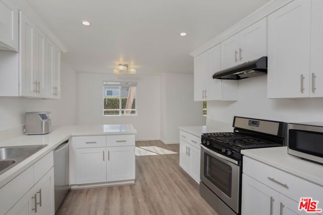 712 Pacific Street, Santa Monica, CA 90405