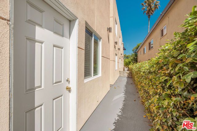 712 Pacific Street, Santa Monica, CA 90405