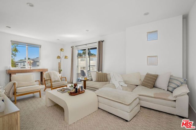 712 Pacific Street, Santa Monica, CA 90405