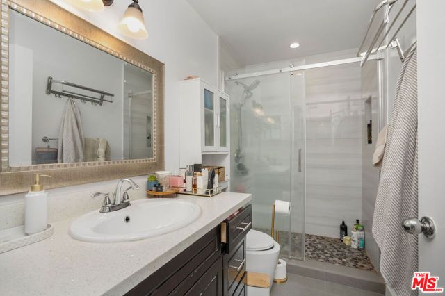 712 Pacific Street, Santa Monica, CA 90405