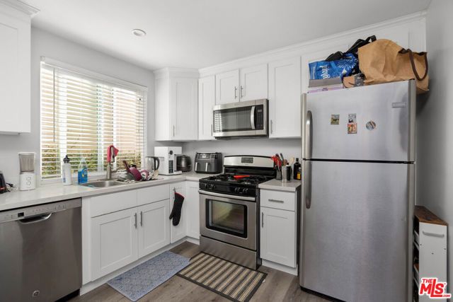 712 Pacific Street, Santa Monica, CA 90405