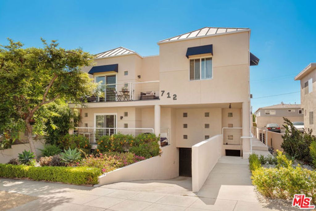 712 Pacific Street, Santa Monica, CA 90405