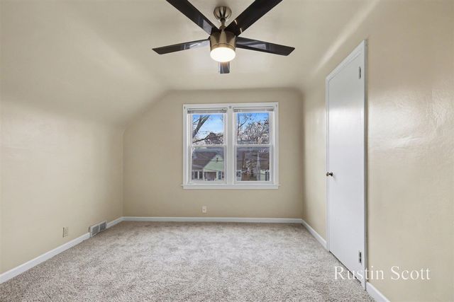 2115 Alto Avenue, Grand Rapids, MI 49507